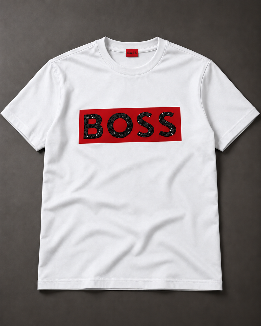 Camiseta BOSS con piedrería — Blanco/rojo